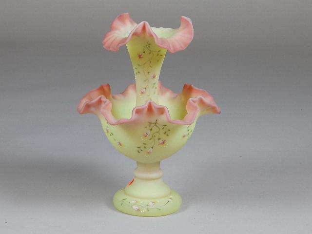 Fenton Burmese Epergne (1 of 3)