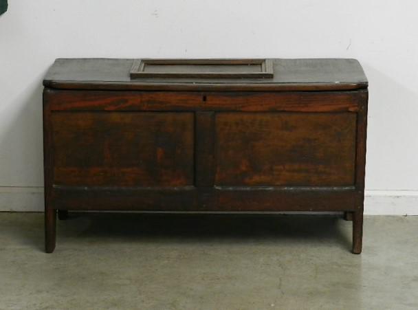 Primitive Pine Blanket Chest (1 of 6)