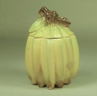 McCoy Bunch of Bananas Cookie Jar: has some crazing, 11" h x 6" w