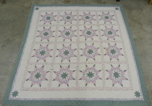 Star Pattern Quilt (1 of 4)