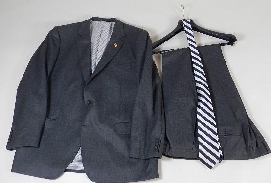 Brooks Brothers 1818 two piece Suit (1 of 5)