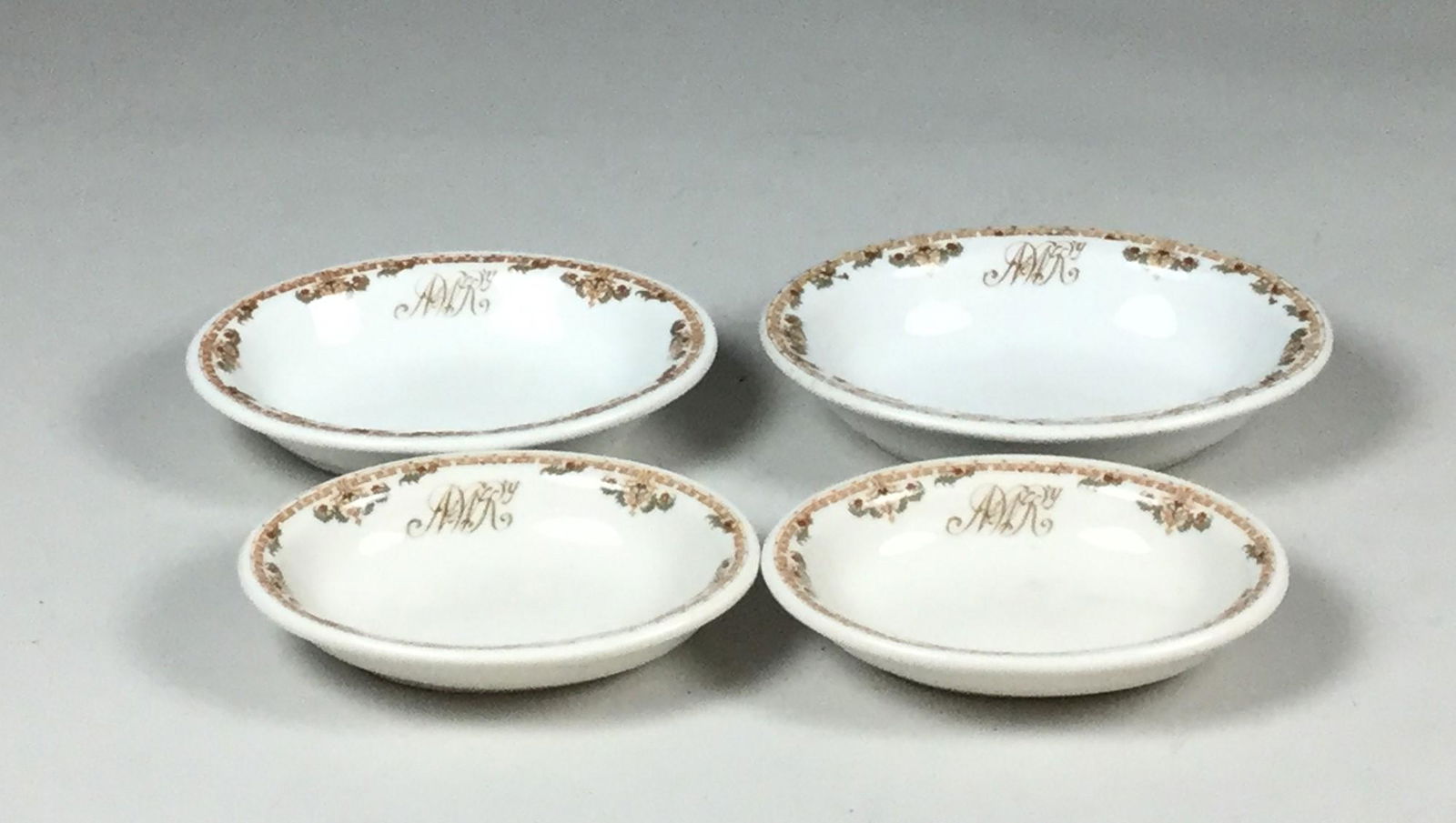 4 Norfolk & Western Railway Cavalier China Serving (1 of 3)