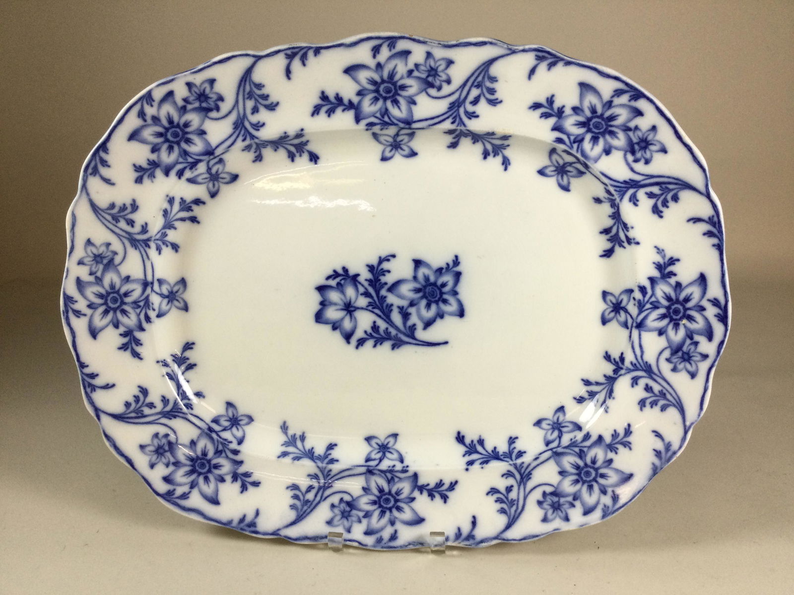 Excellent Anemone Flow Blue Platter (1 of 4)