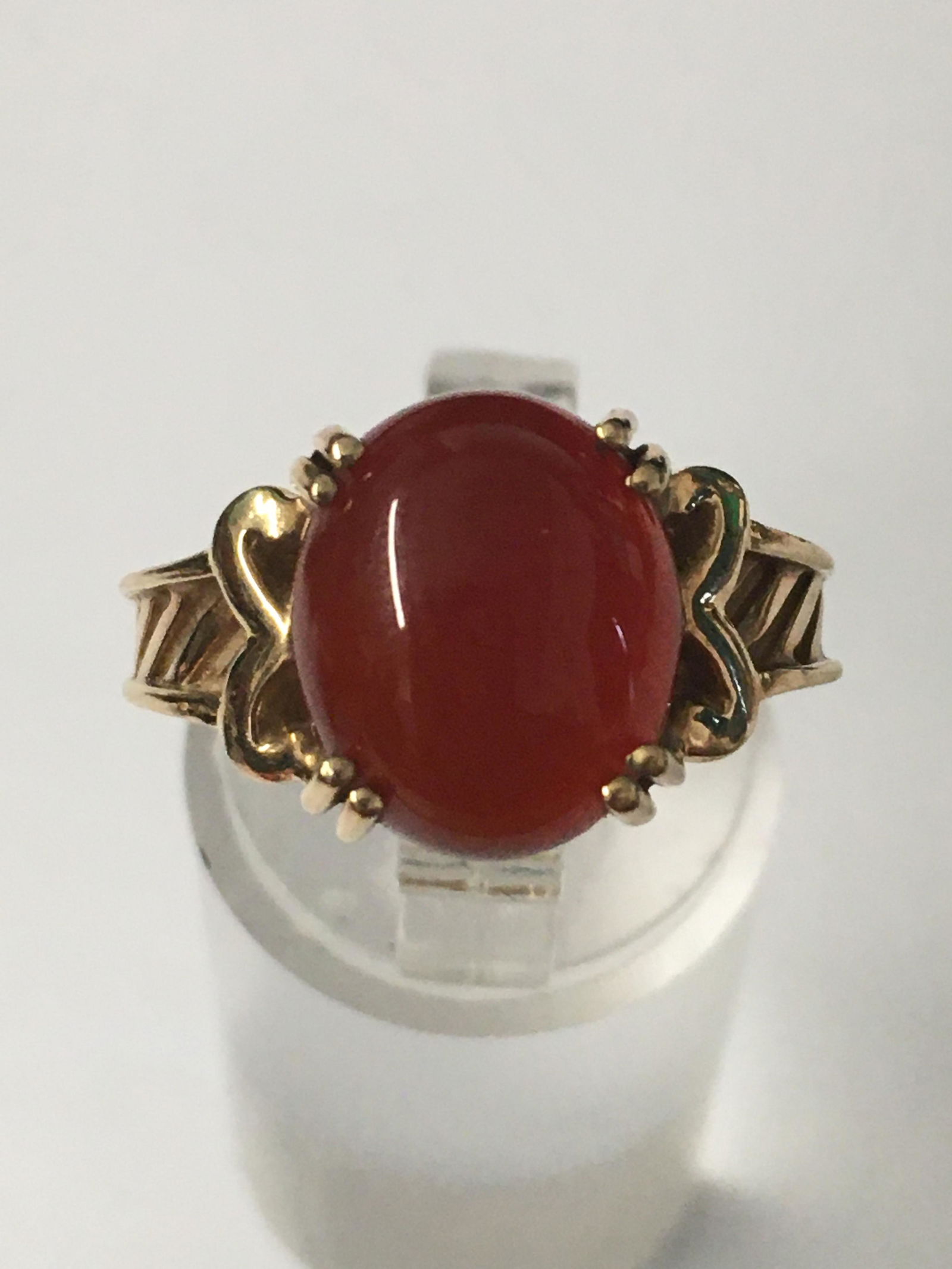 10k Yellow Gold Red Stone Ring (1 of 3)