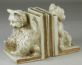 Pair of Composition Bookends with Kitten (1 of 5)