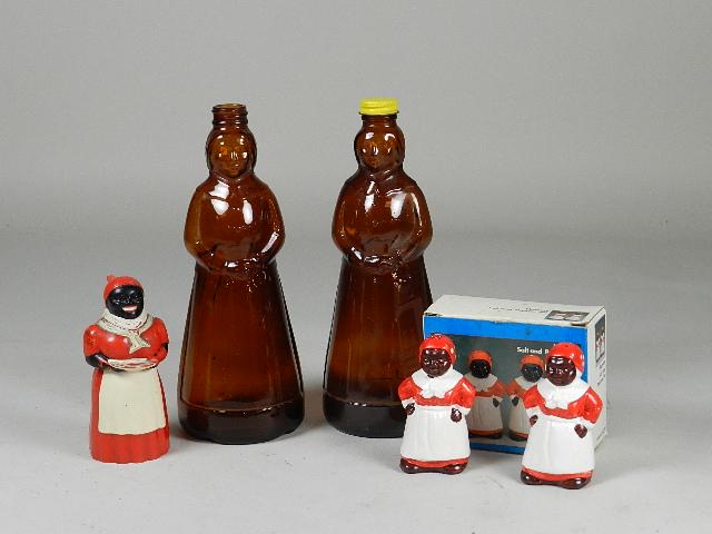 Aunt Jemima 1950s Plastic Syrup Plus Shakers & Mrs.: wear/loss of paint