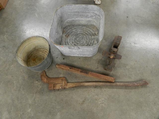 Galvanized Square Wash Tub with Contents (1 of 4)
