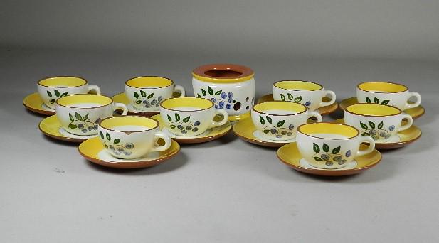 21 Pieces of Stangl Pottery (1 of 5)