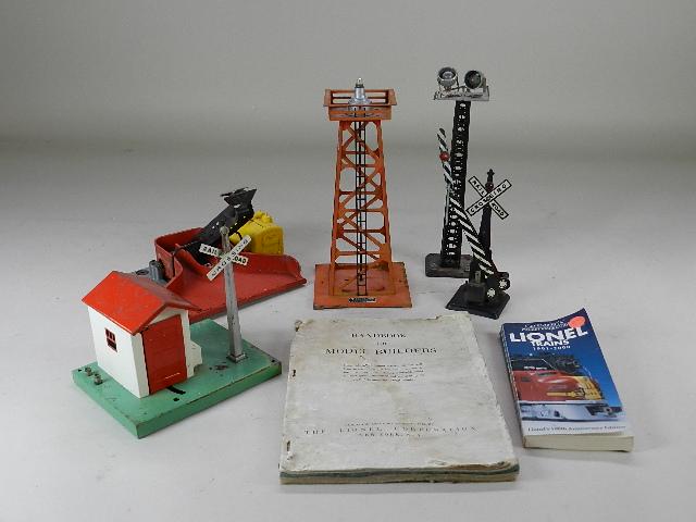 Lionel Railroad Accessories & Books (1 of 5)