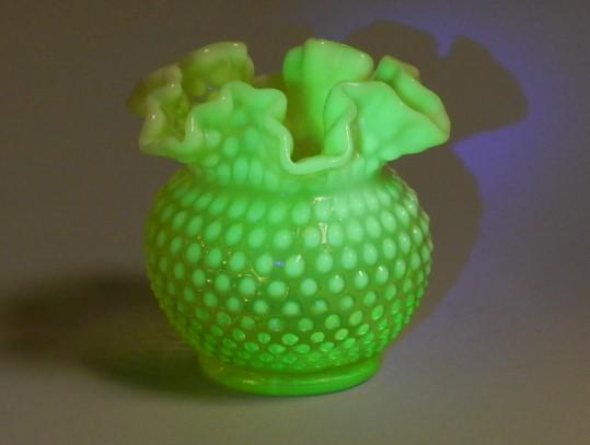 Fenton Topaz Hobnail Rose Bowl: 5 1/2" h x 6" w