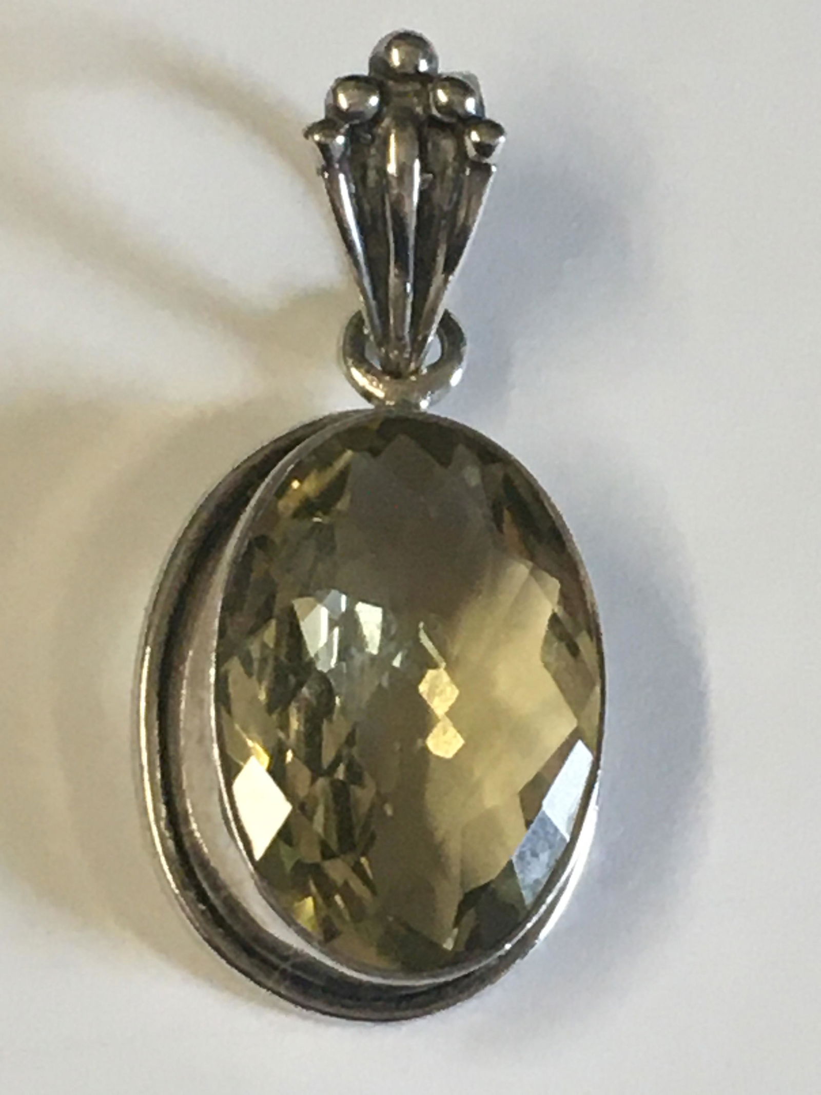 Sterling Green Stone Pendant (1 of 2)