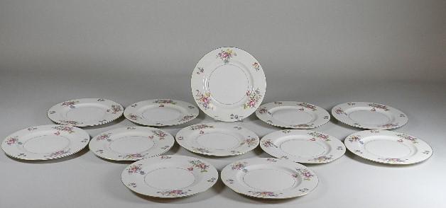 12 Theodore Haviland Pasadena 10 3/4" Dinner Plates: minor wear and scratches