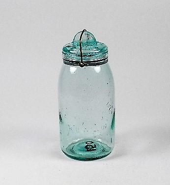 Patd March 26th 1867 B B Wilcox  Quart Jar (1 of 4)