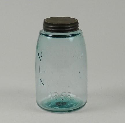 Mason?s Patent Nov 30th 1858 Cross on back Aqua Midget Pint Jar (1 of 6)