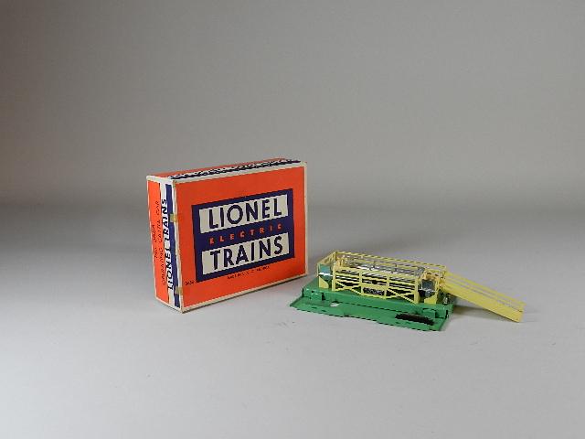 Lionel 3656 Cattle Corral w/box: Has corral and box only. No car or cattle. Minor wear to corral. Box has storage wear.
