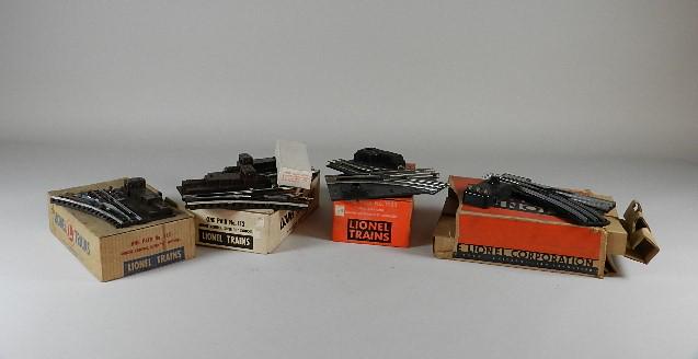 4 Sets of Lionel Switches w/boxes: 2 112, 1122 and 022, Wear from use and rust. 022 box is damaged
