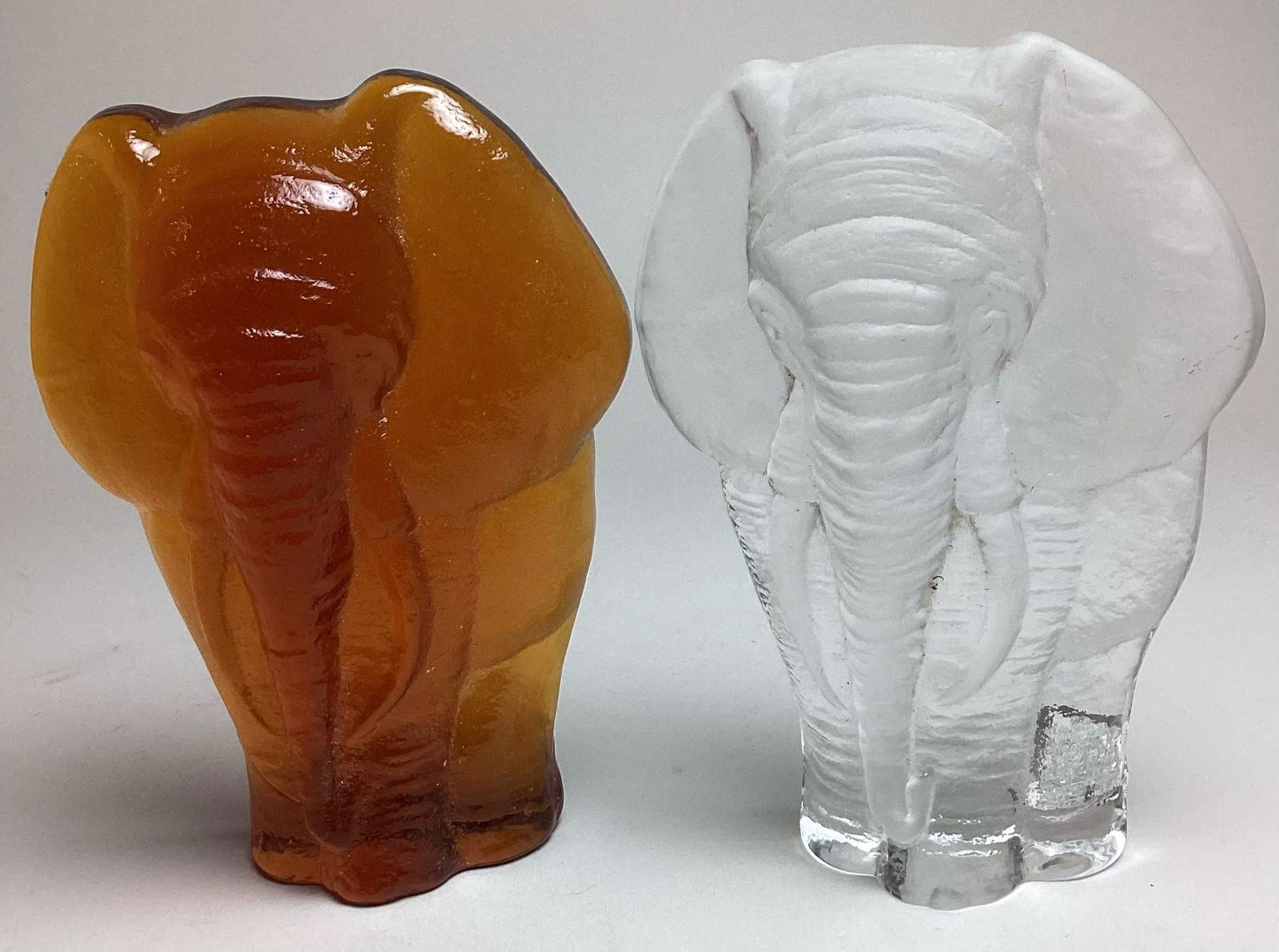 Two Mats Jonasson Elephant Paperweights (1 of 3)