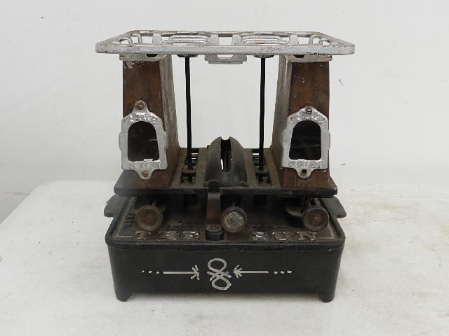 Monitor Oil Stove Co Stove: repainted, untested, 10" h x 10" w x 8" d