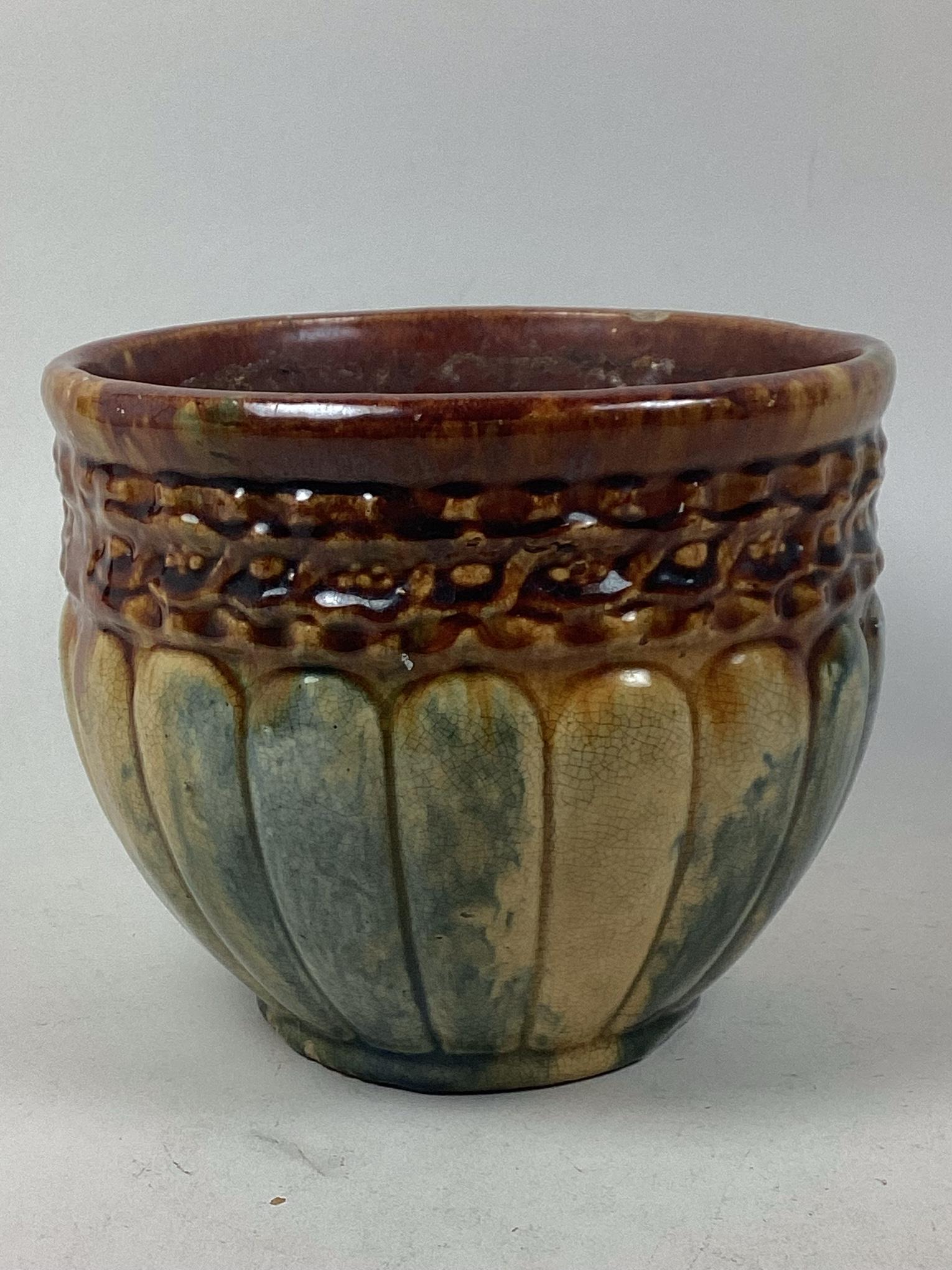 Brush McCoy Jardiniere (1 of 2)