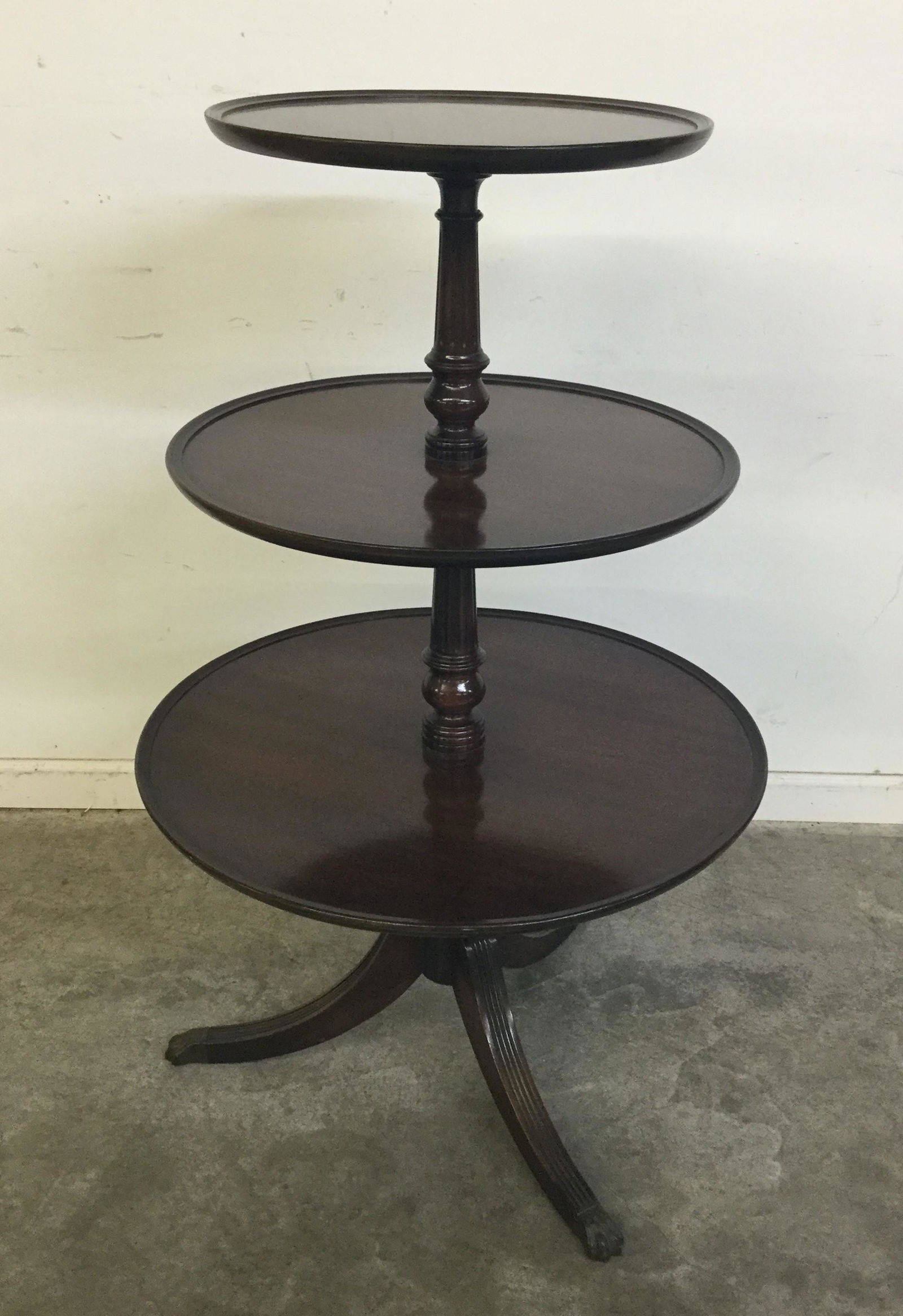 Duncan Phyfe 3 Tier Pie Crust Table: Light wear. H 43" W 26" at widest tier 17" at smallest tier