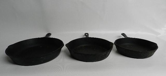 3 Cast Iron Skillets (1 of 2)