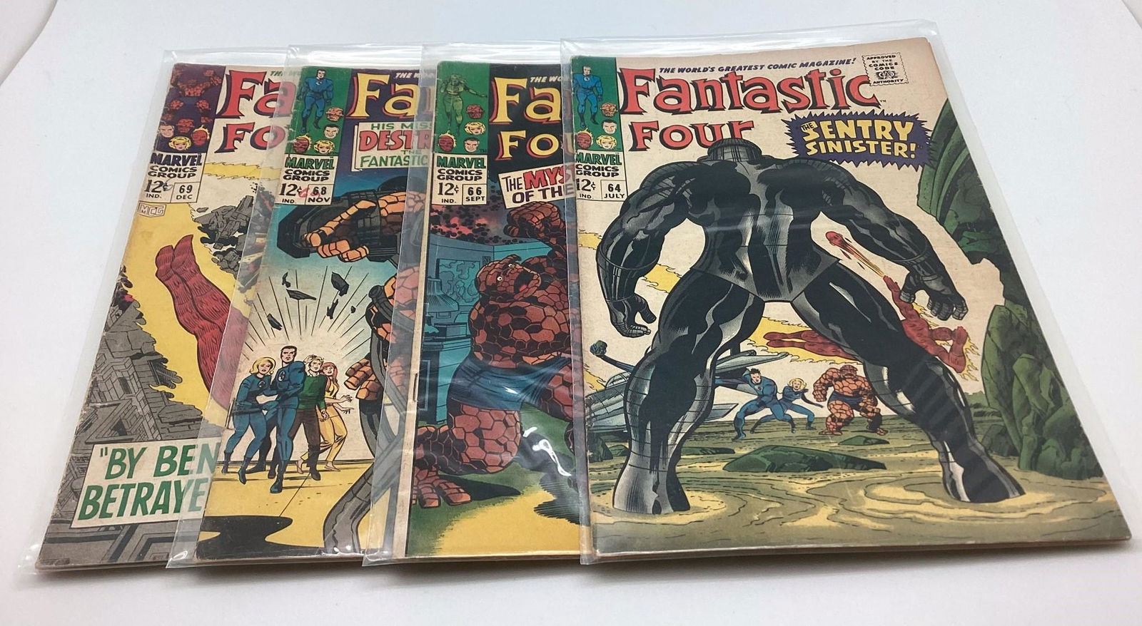 4 Issues Marvel Fantastic Four #64,66,68,69 (1 of 3)