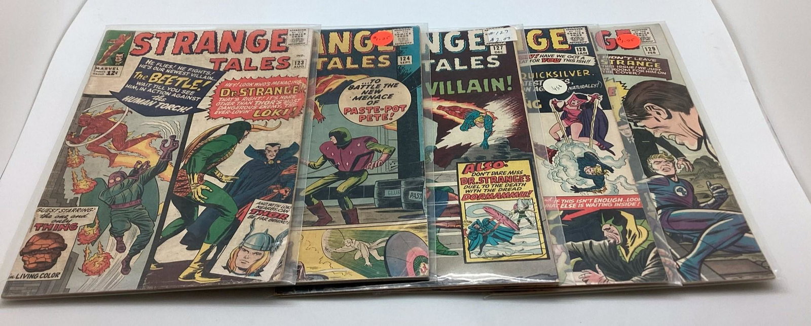 Lot of 5 Issues Marvel Strange Tales (1 of 5)