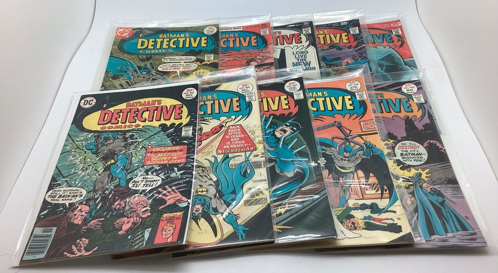 Lot of 10 Issues DC Detective Comics (1 of 3)