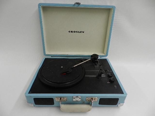 Crosley Portable Record Player: wear, untested, 14" x 10" x 5"