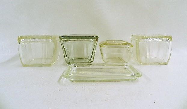 Four Clear Glass Refrigerator Dishes (1 of 2)