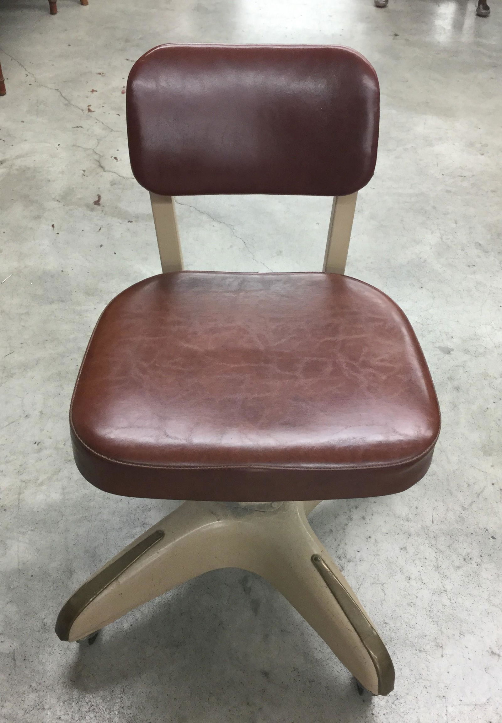 MCM Cole Steel Industrial Metal Office Chair: General wear. 25? at base H 30?