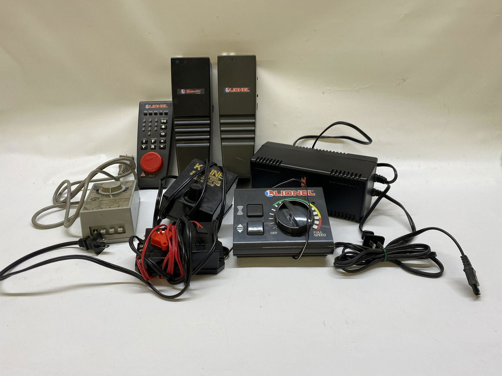 Toy Train Transformers, Master Base, Controllers, Standard Gauge Curved Track (1 of 2)