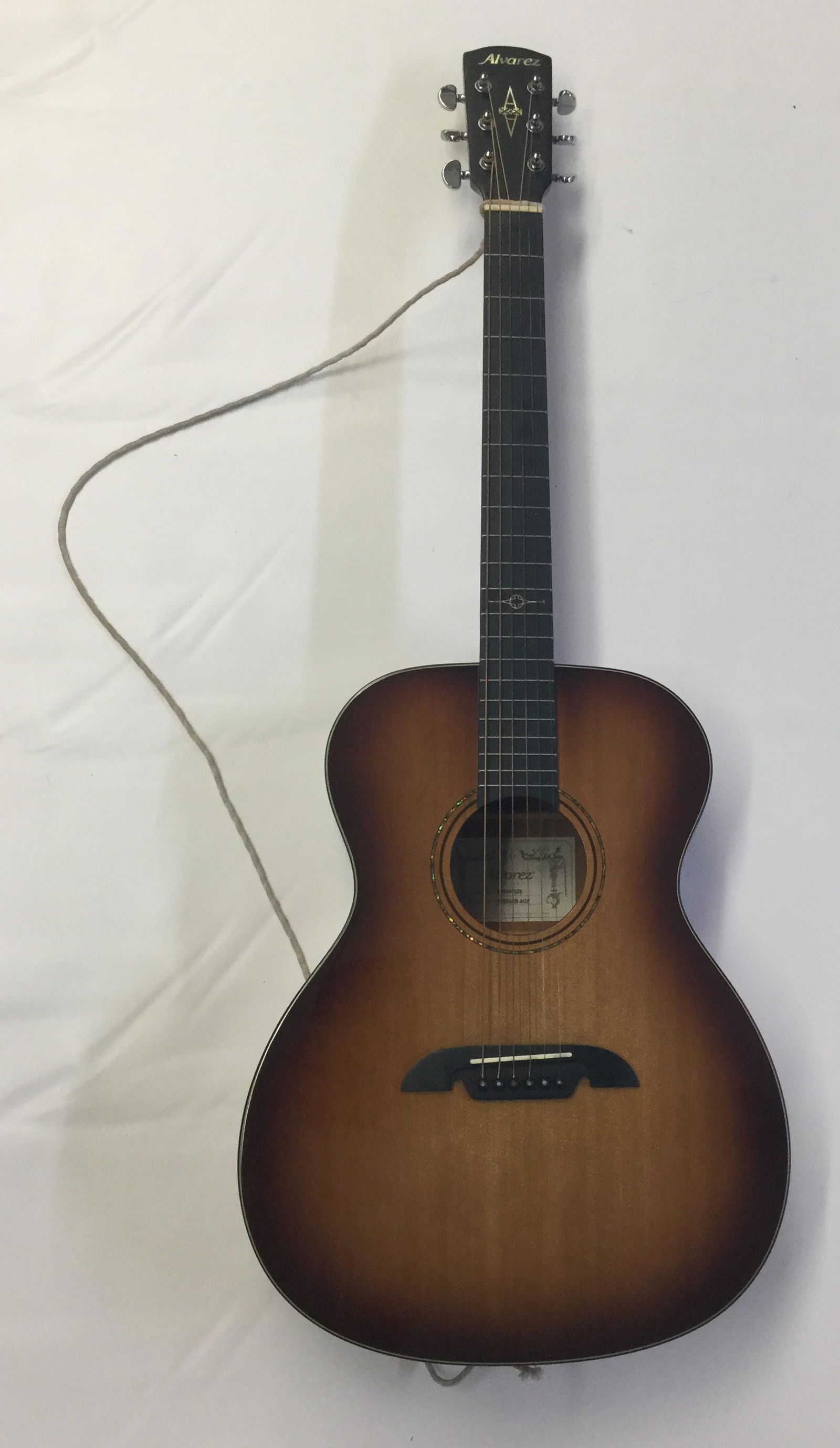 Alvarez Model AF65SHB-AGP Acoustic Guitar (1 of 4)