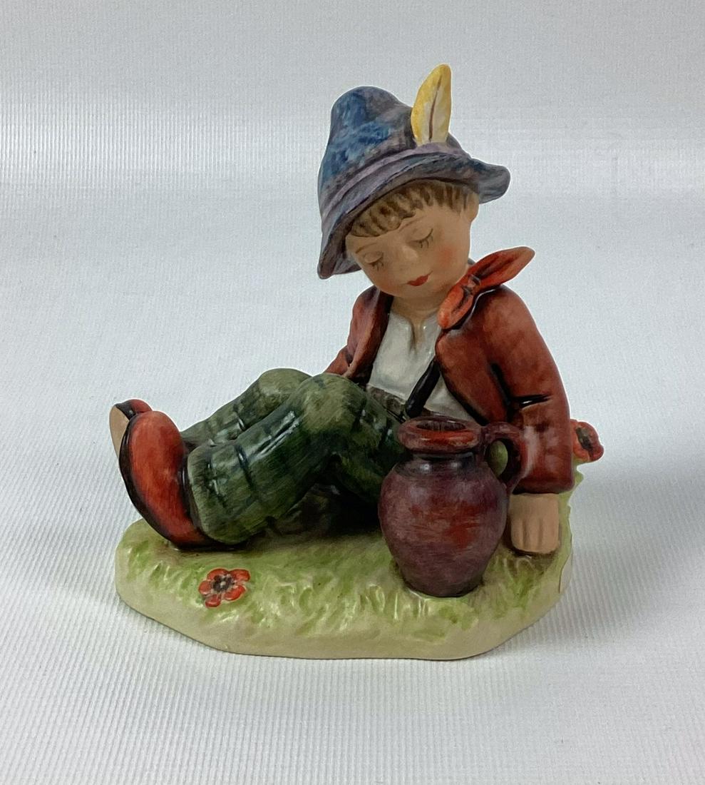 Goebel Hummel Coffee Break: Trademark 6. Minor wear. 4 1/4" tall.