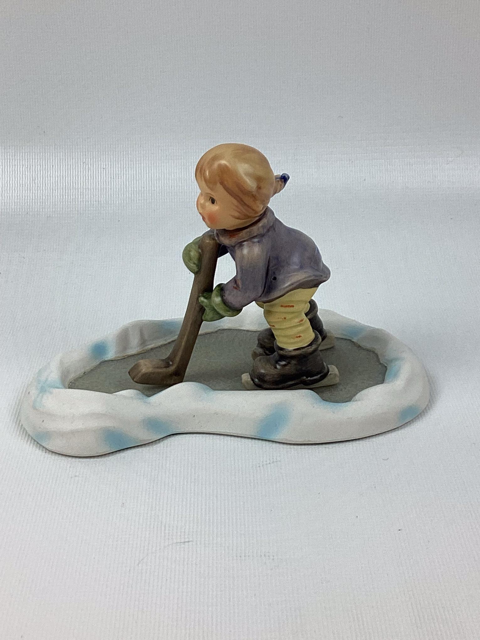 Goebel Hummel Season?s Best (1 of 3)