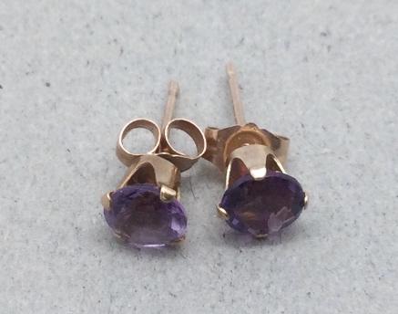 10k Yellow Gold Amethyst Stud Earrings (1 of 3)