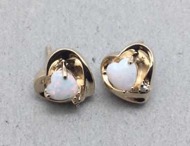 10k Yellow Gold Opal Heart Earrings (1 of 2)