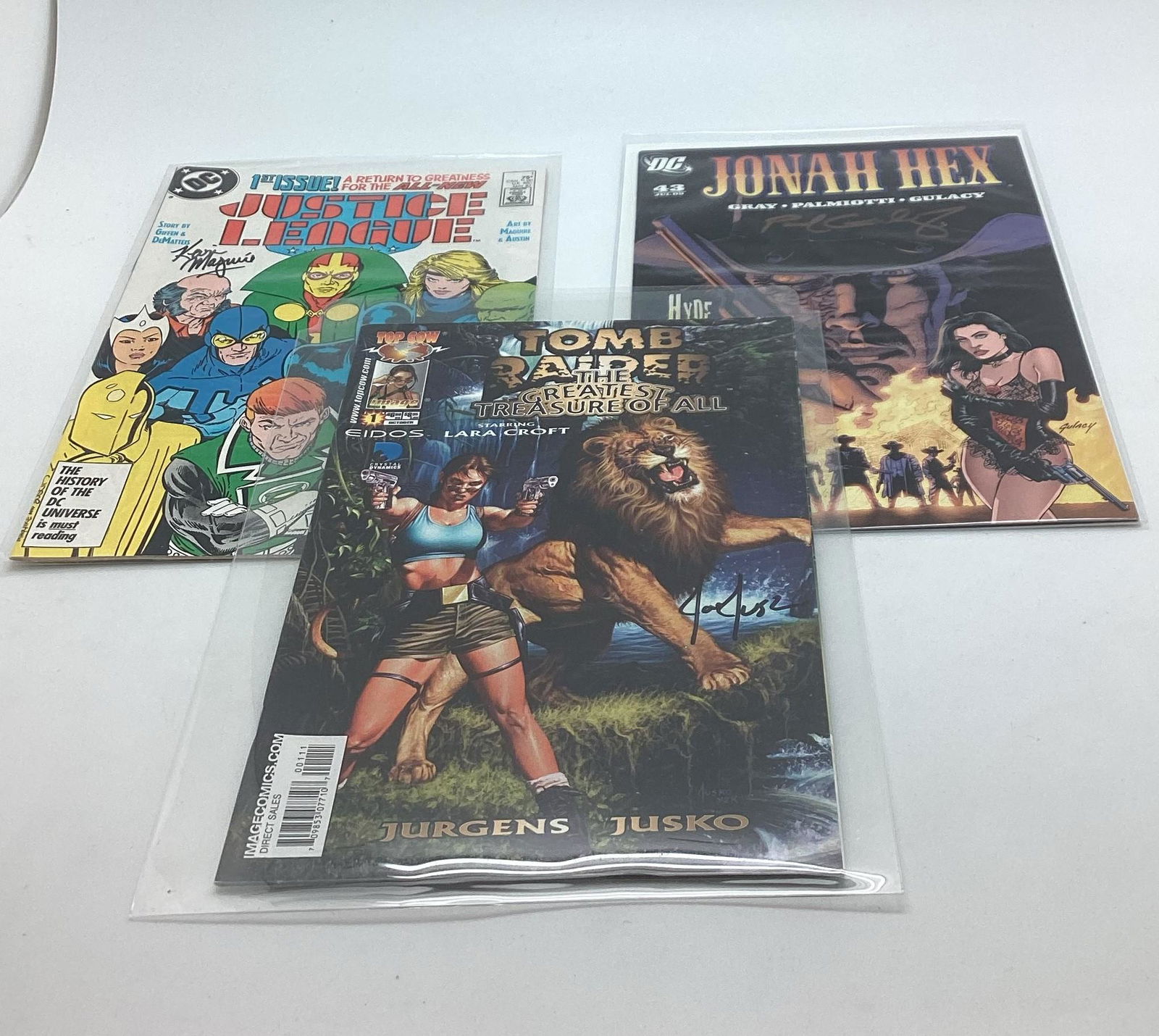 Lot of 3 Autographed Comics Joe Jusko (1 of 4)