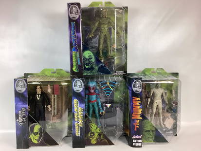 Four Diamond Select Universal Monster Figures: Mummy, Phantom of the Opera, Creature from the Black Lagoon, This Island Earth. Wear to boxes.