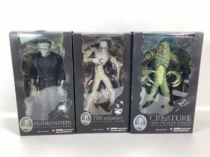 Group of Three Mezco Universal Monsters Figures: Minor wear to boxes.