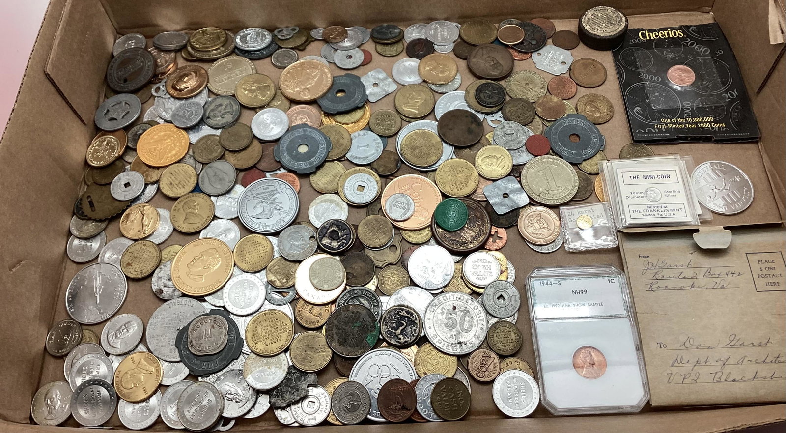 Huge Exonumia Lot: Tax tokens, presidential tokens, game tokens, etc.