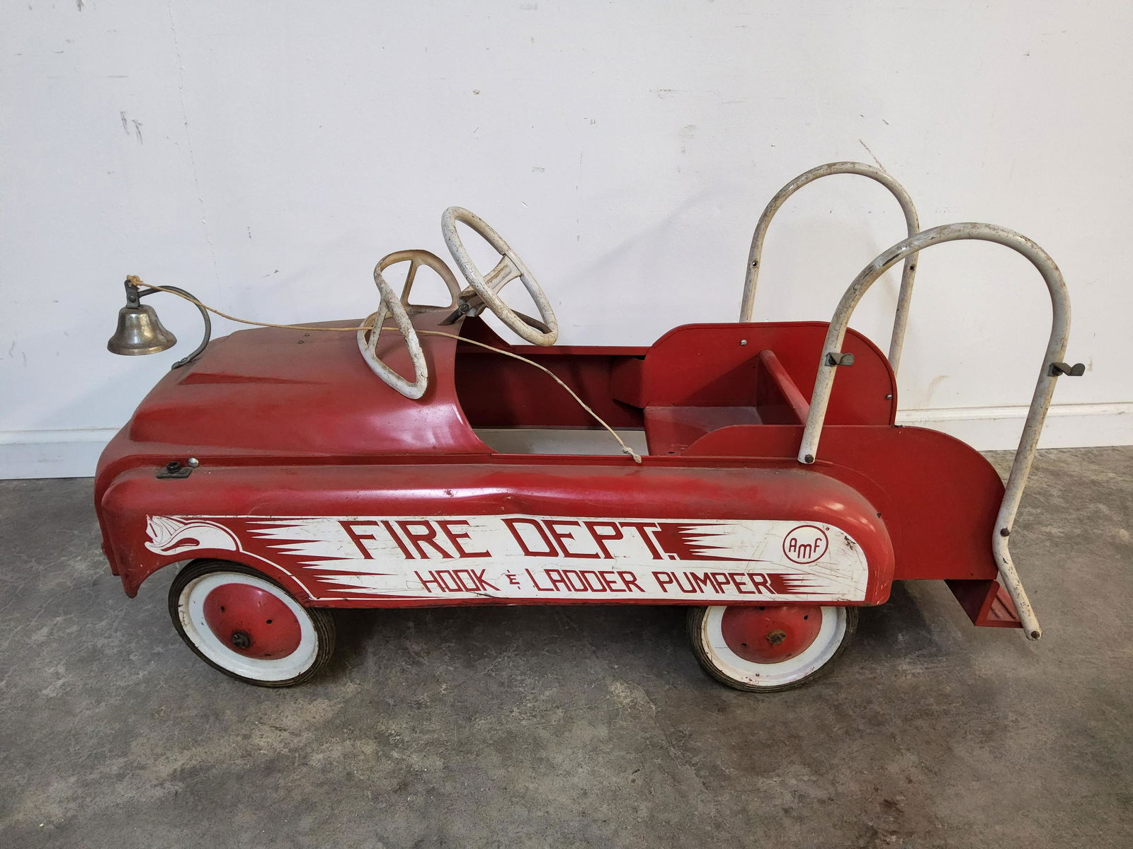Vintage AMF Fire Dept. Hook & Ladder Pumper Truck Pedal Car (0079) on
