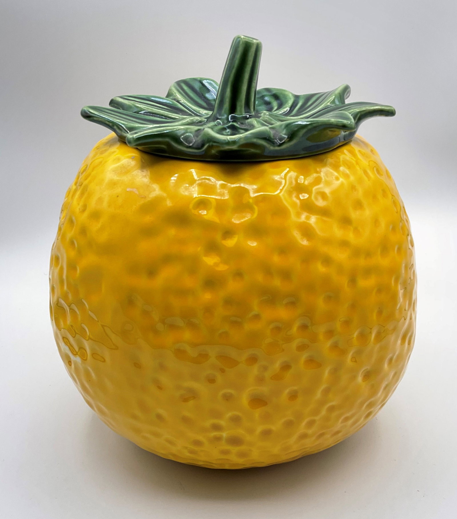 McCoy Lemon Cookie Jar (1 of 5)