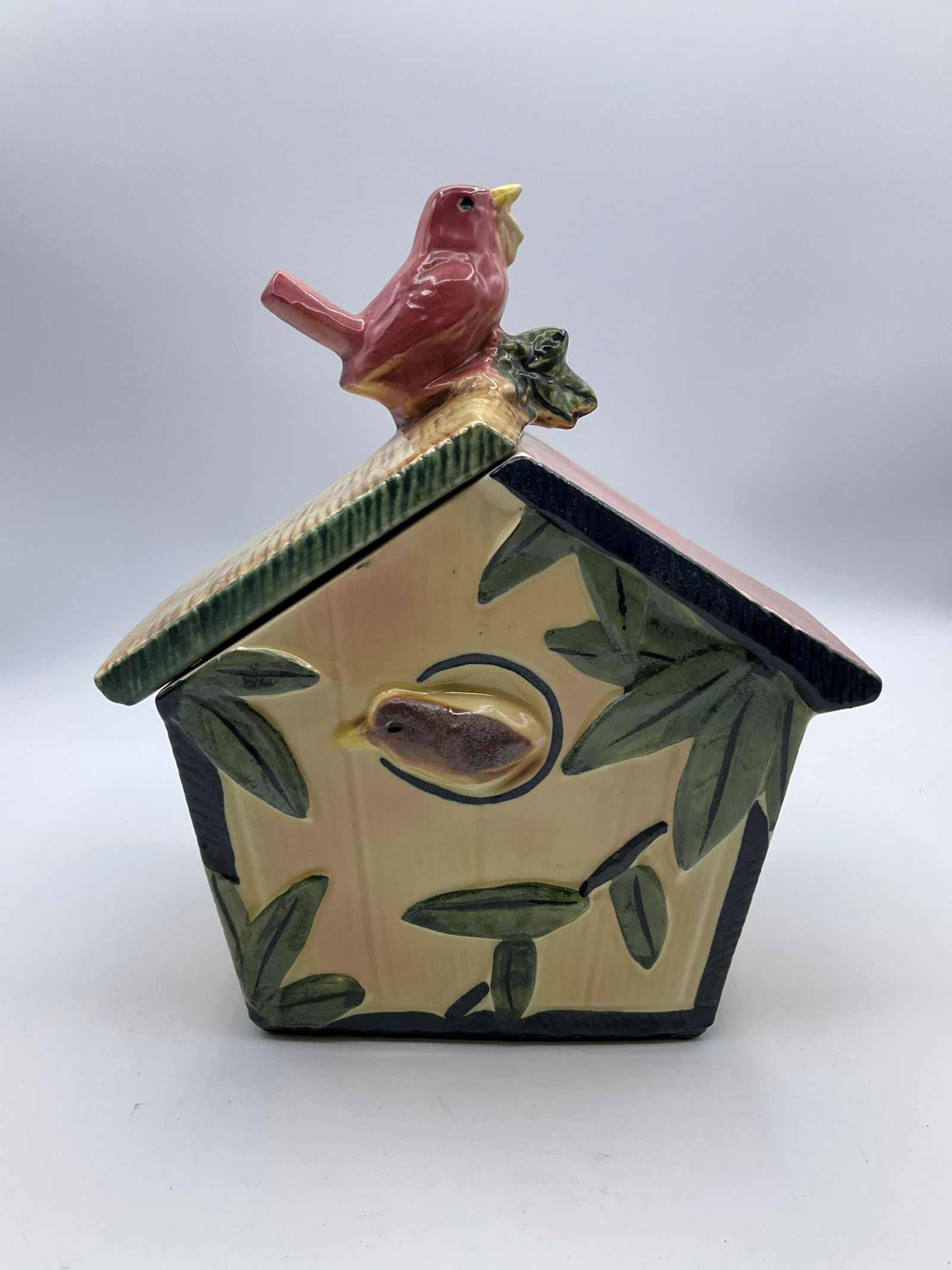 McCoy Wren House Cookie Jar (1 of 6)