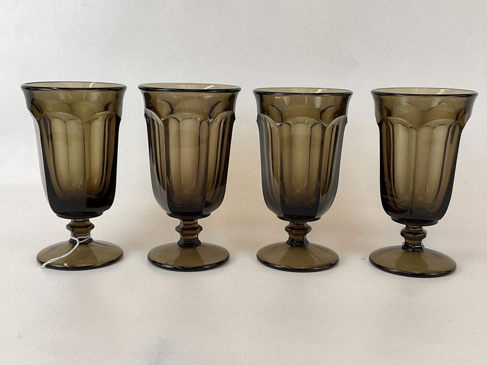 Old Williamsburg Imperial Glass Brown Iced Tea Pedestal Goblets Tumblers (1 of 4)