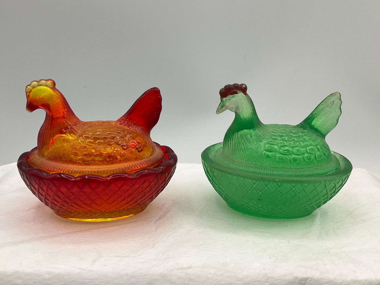 Glass Mini Hen on Nest Salts (1 of 4)