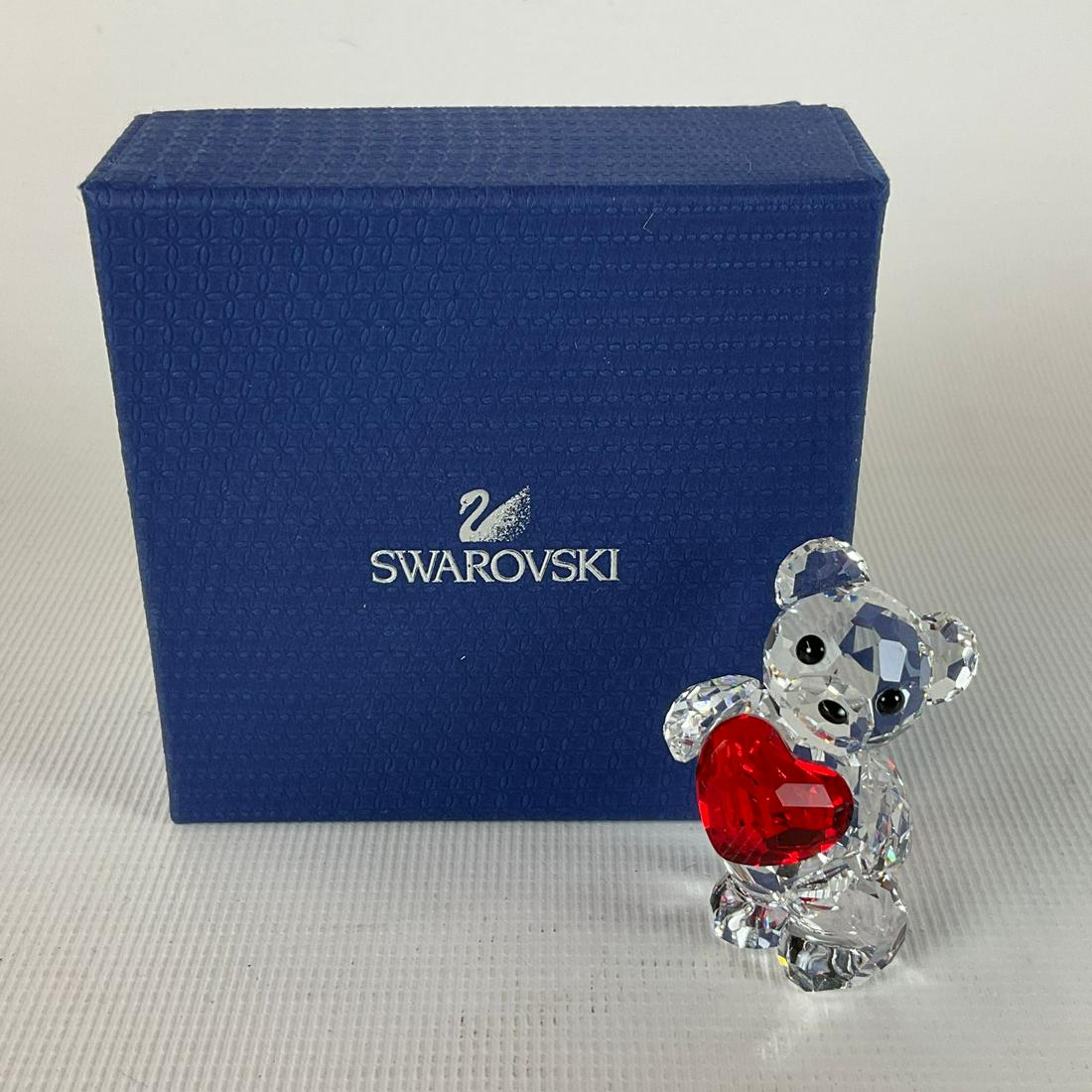 Swarovski Crystal Bear & Red Heart (1 of 3)