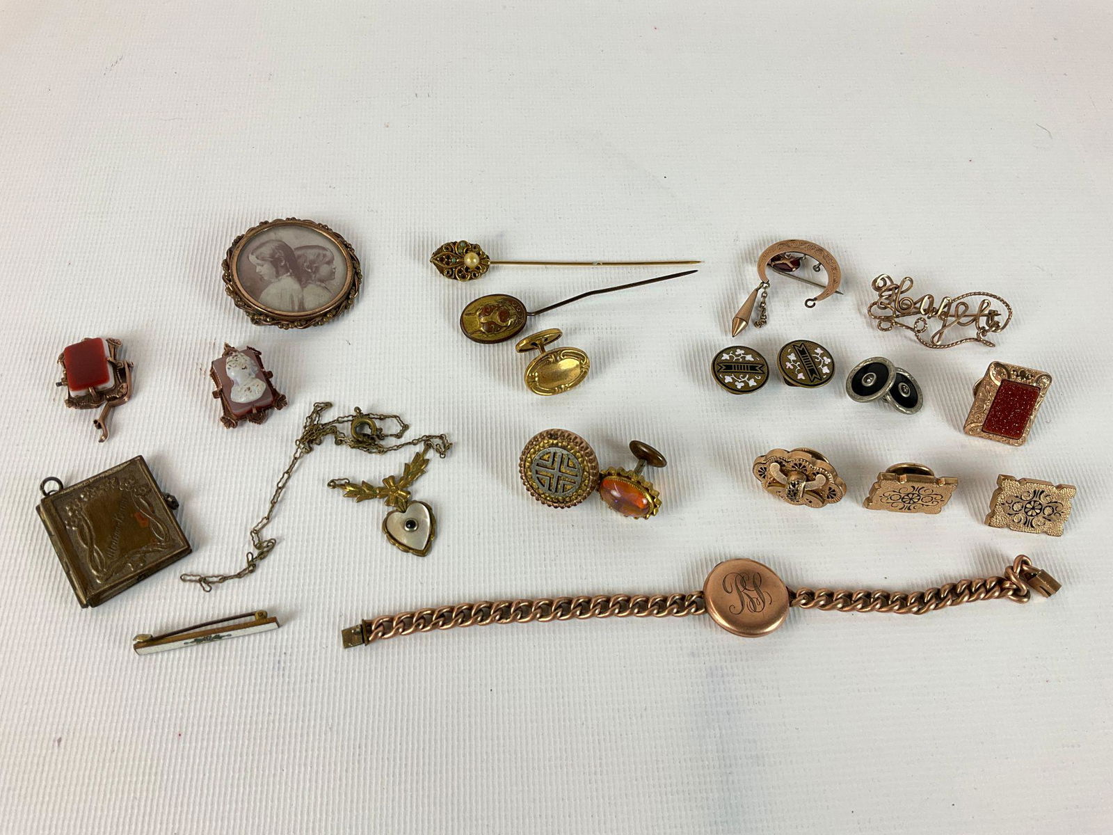 Antique & Vintage Jewelry (1 of 15)