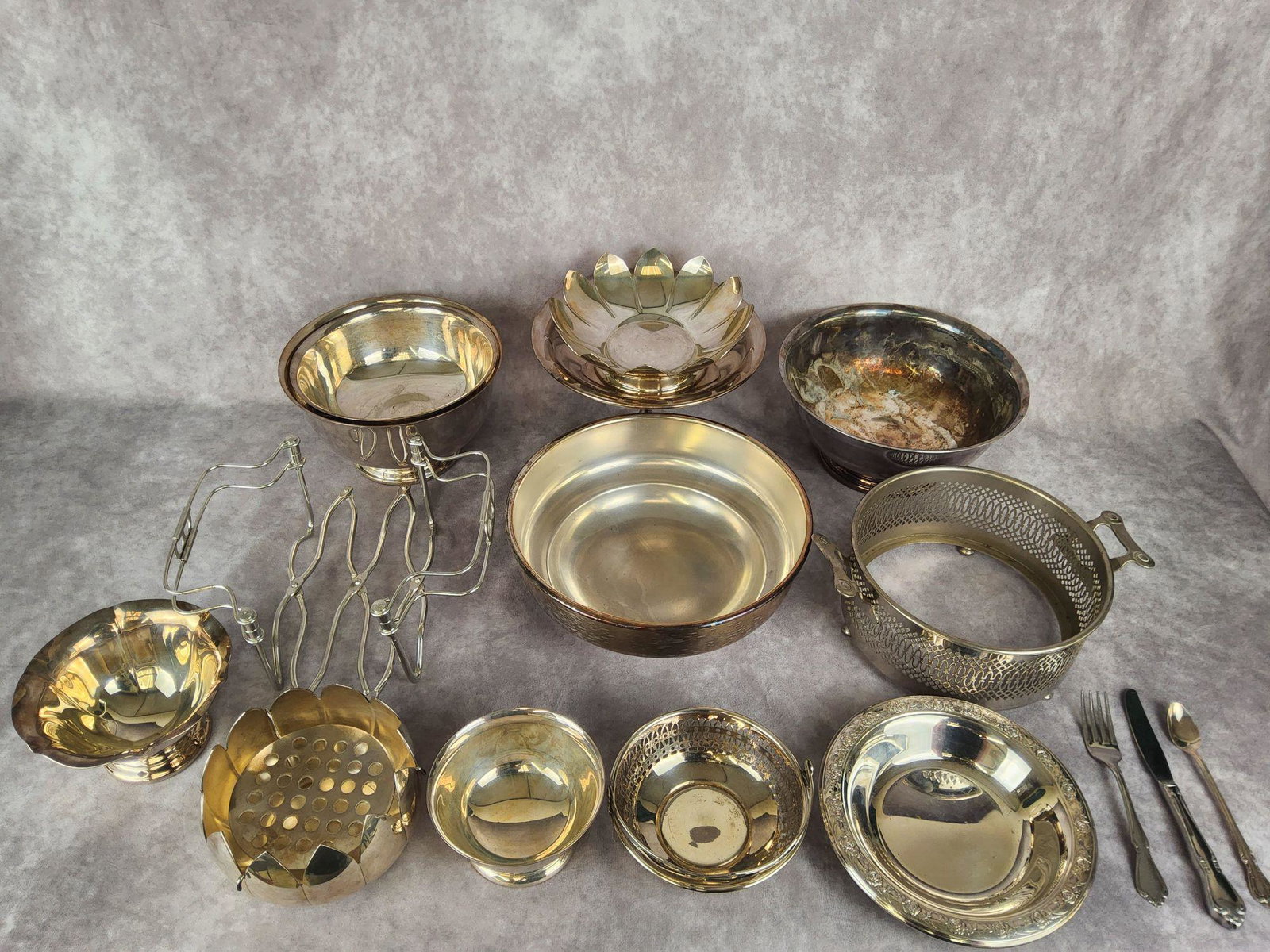 Group of Silverplate Serving Pieces (1 of 8)