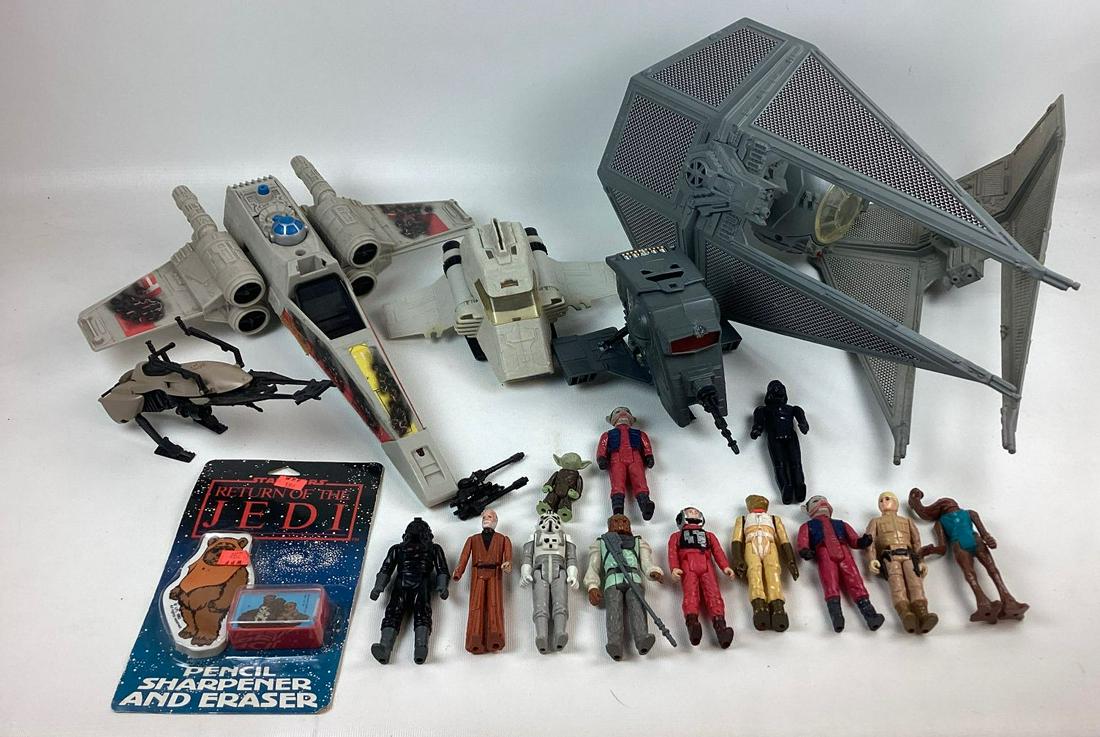 Group of 1980s Star Wars Figures and Vehicles (1 of 5)